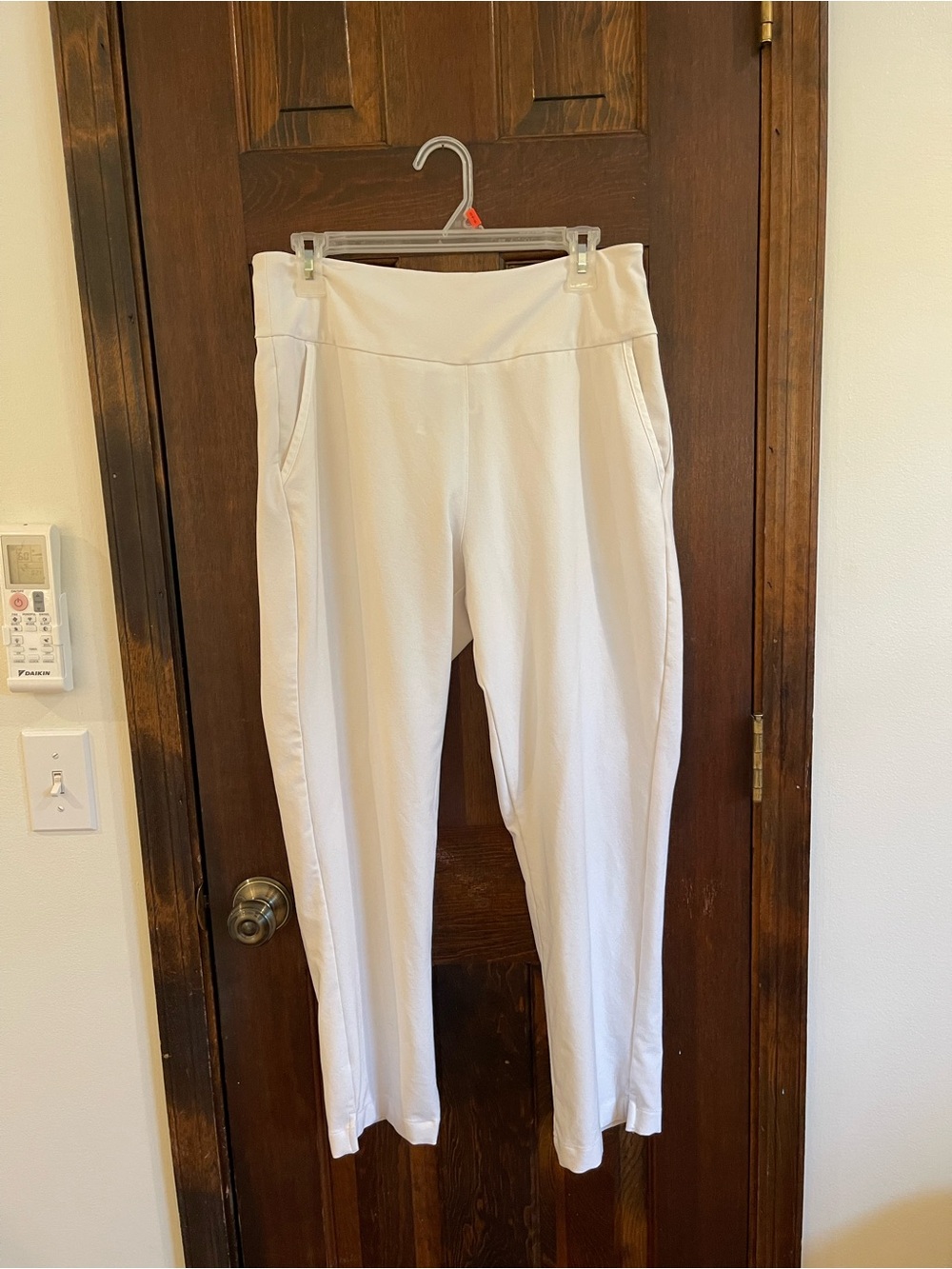 Adidas Ultimate365 White High Rise Ankle Golf Pants Stretch Performance Pockets